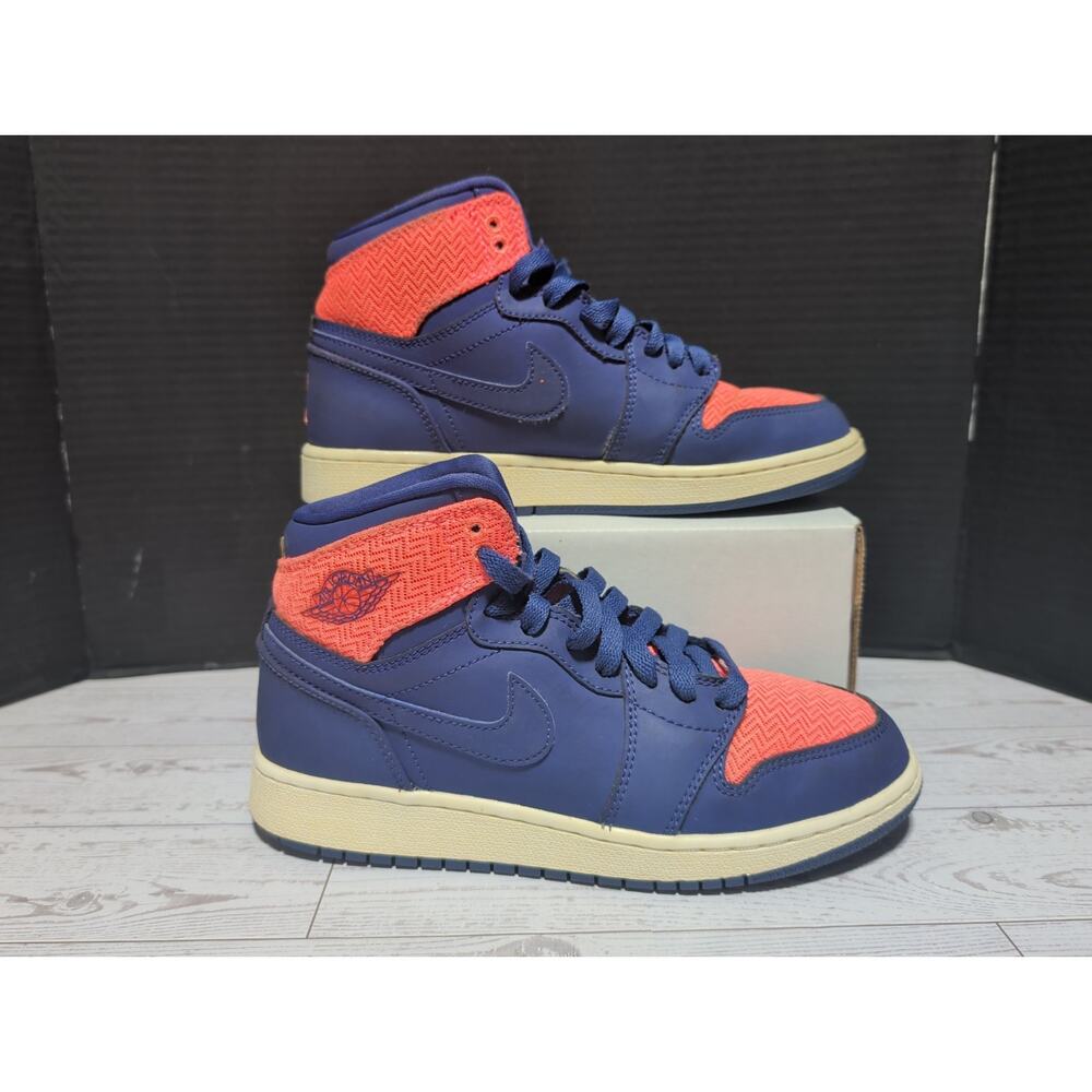 Air Jordan 1 Retro High Gg Dark Purple Dust Gs 332148-500 Womens 7 Or 5.5 Youth - Picture 2 of 10